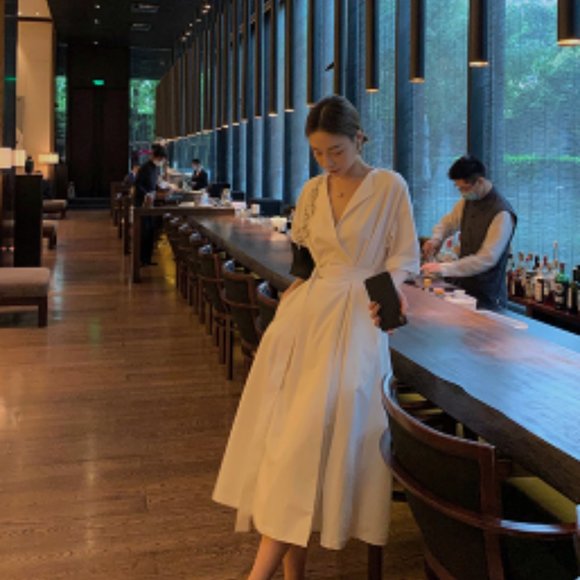 French waist white tea dress - Picture 2 of 3